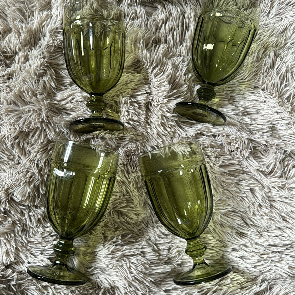 SET OF 4 VINTAGE OLIVE GREEN LIBBEY DURATUFF GOBLET GLASSES EUC - Picture 2 of 7